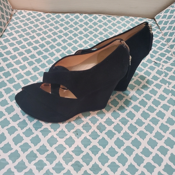 PRADASuede Cutout Accent Sandals - Picture 5 of 16